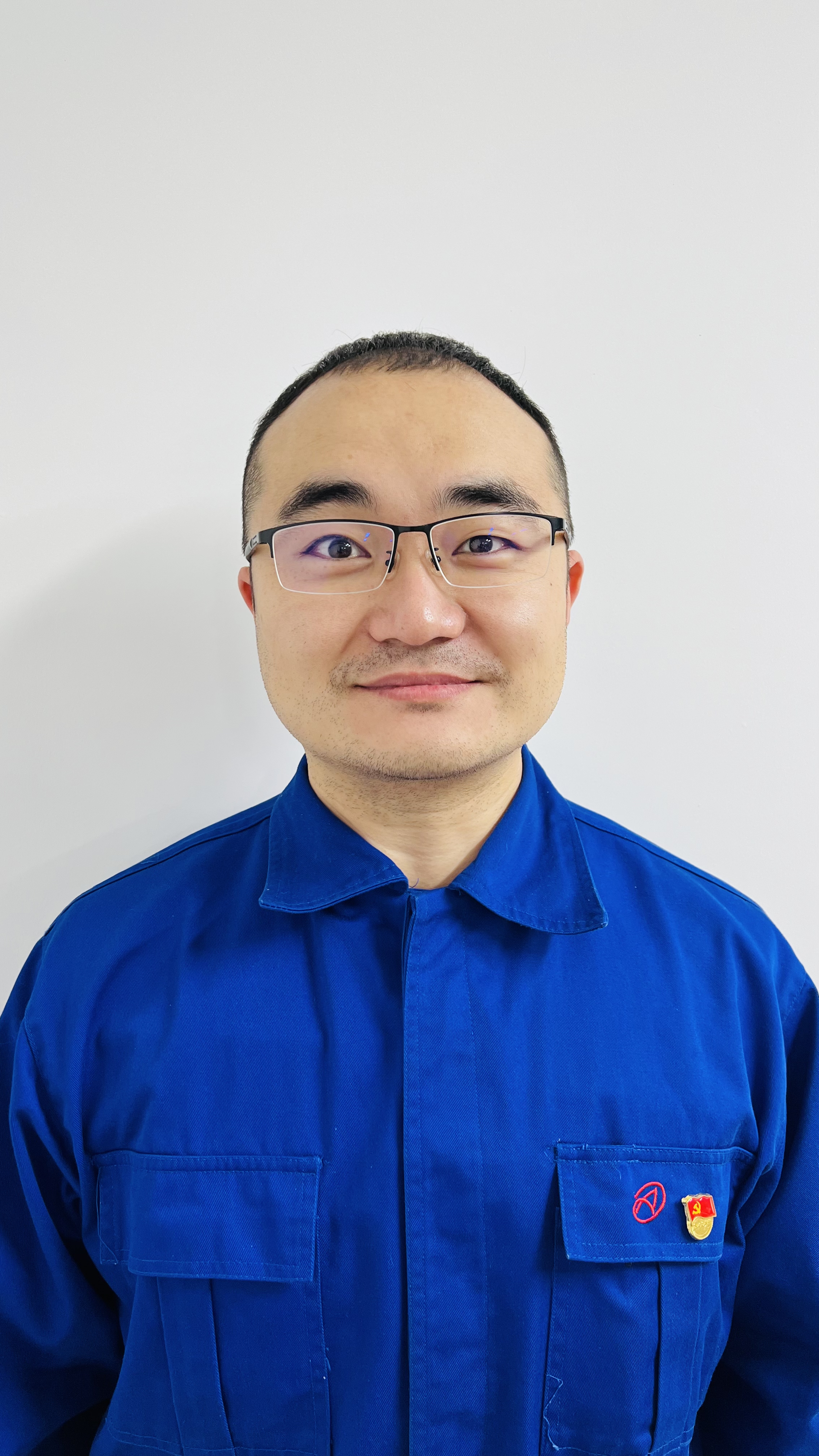 01 功能材料事業部 王祚.jpg